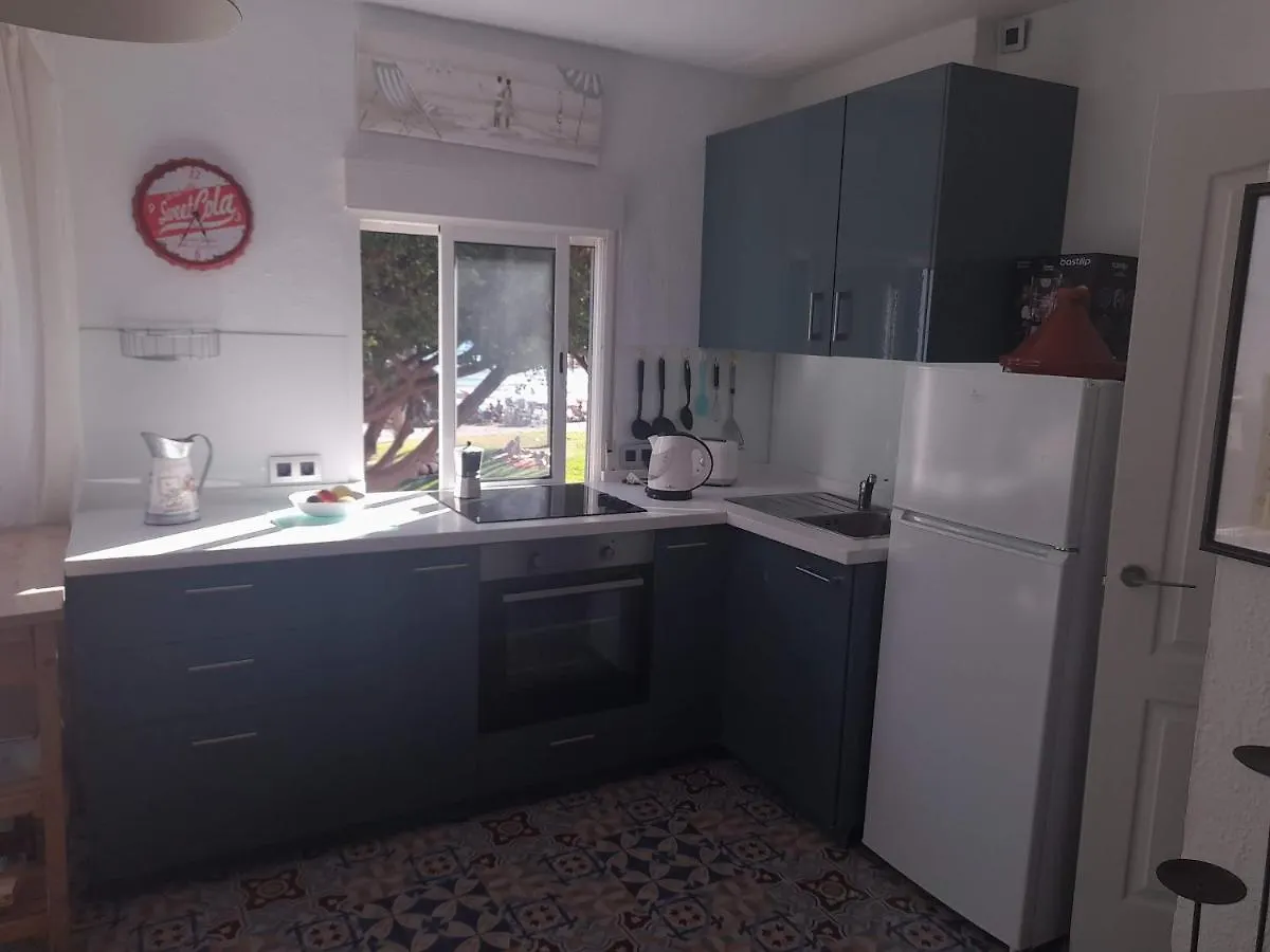 Beachfront House マラガ 0*,  スペイン
