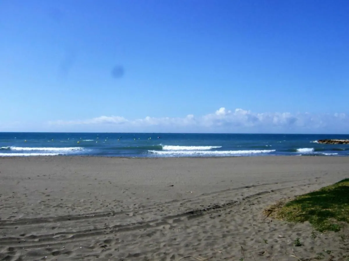 Beachfront House マラガ 0*,
